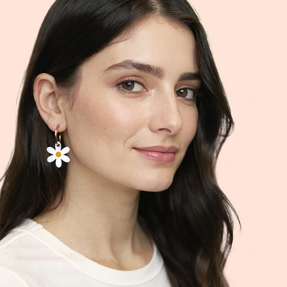 Pendientes Abeja y Flor - Aro de Acero Quirúrgico y Bañado en Oro de 18k - Nature Vibes_3