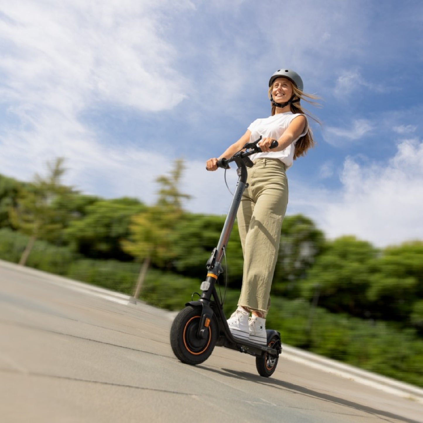 Patinete Eléctrico Bongo D30 Xl, 350 W - 650 W, Neumáticos 10, Autonomía Hasta 30km, Freno Eléctrico Delantero Y Disco Trasero_3