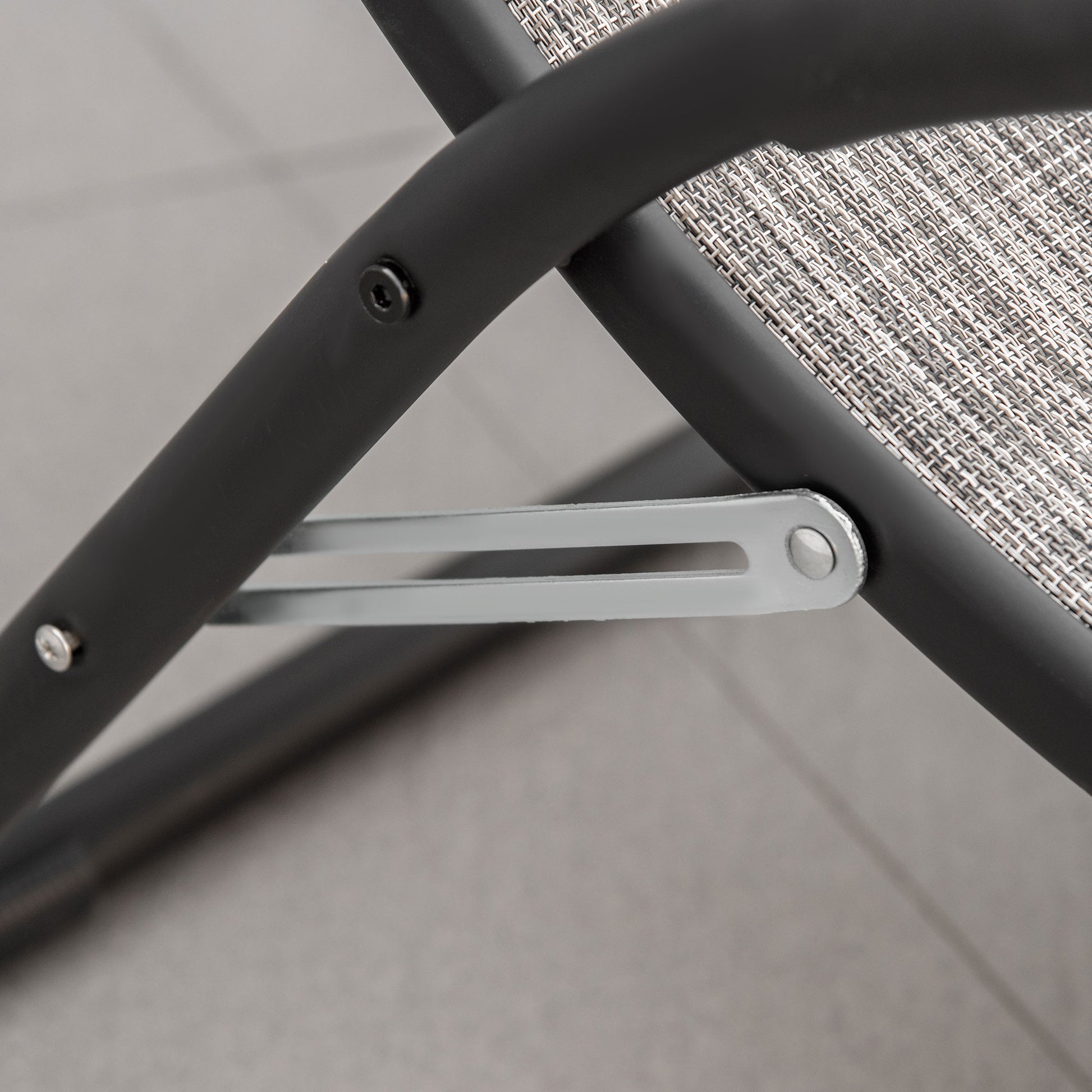 Outsunny Tumbona Plegable De Jardín Con Reposabrazos Y Reposapiés Metal Gris_4