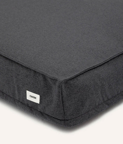 Cafide Cama De Material Reciclado Para Perro Con Tejido Basic Antracita. Modelo Cuadra._1