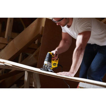 Serra tico-tico Stanley FatMax 710 W