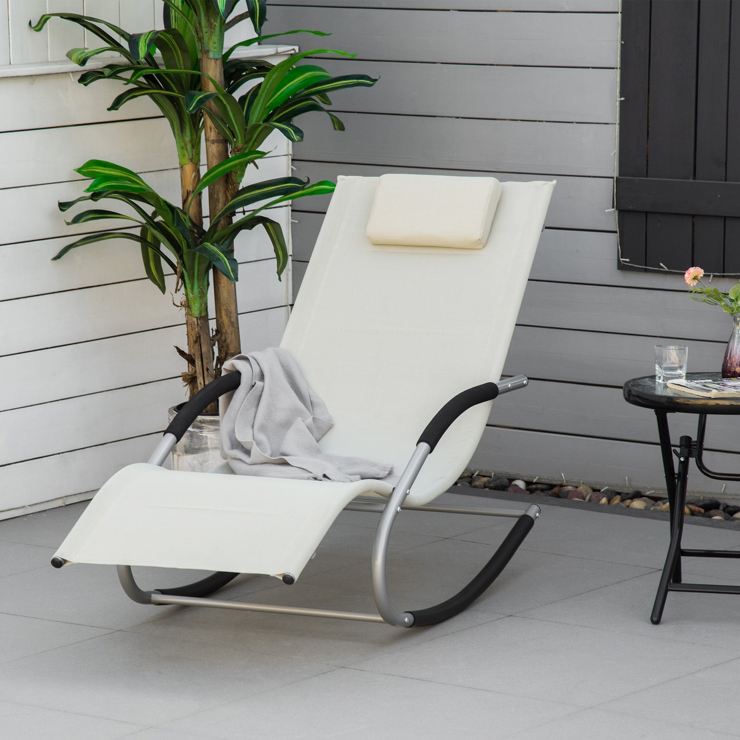 Outsunny Mecedora Para Jardín Con Reposacabezas 63x144x84 Cm Beige_1