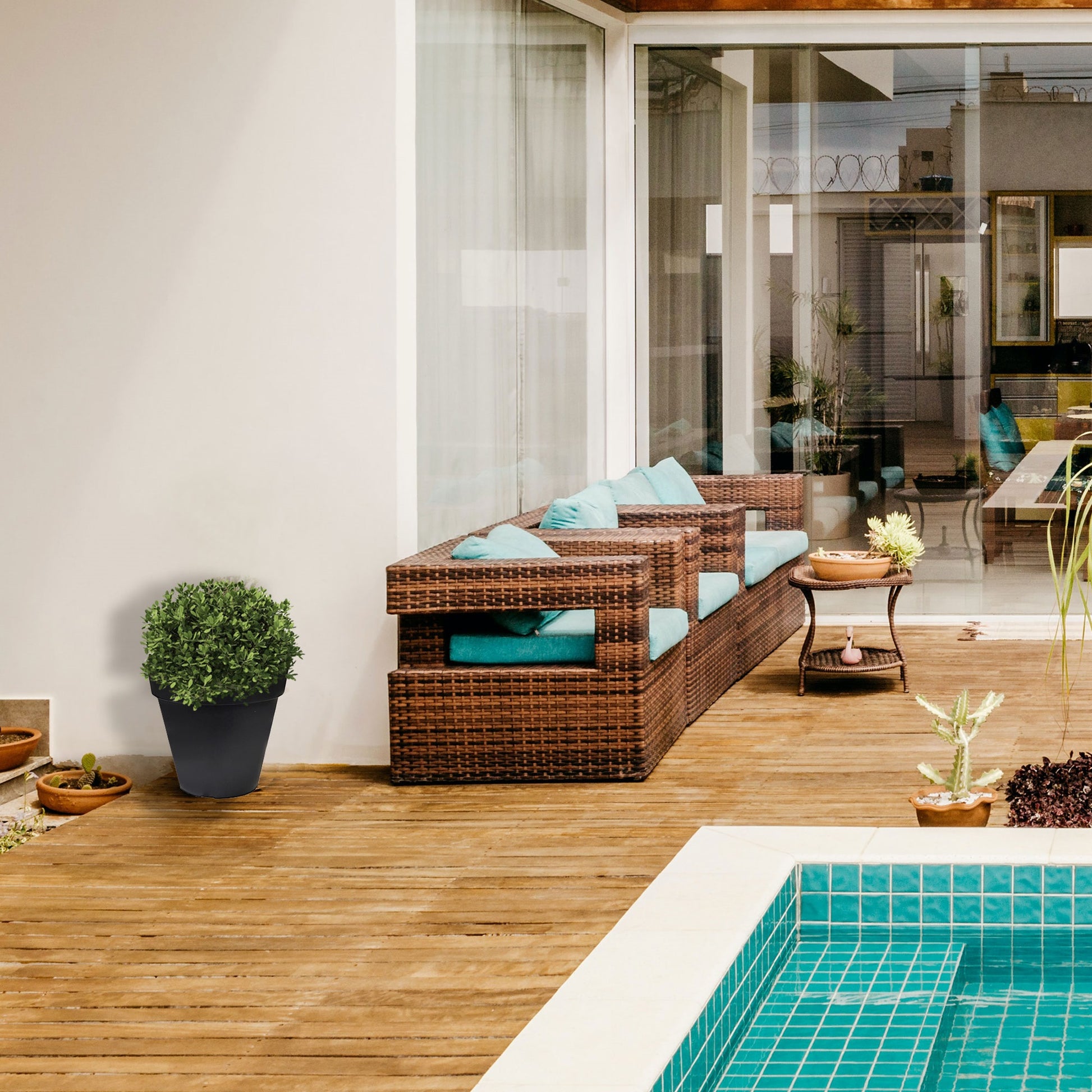 Macetero De Polietileno Por Rotomoldeo Color Antracita 40x35 Cm