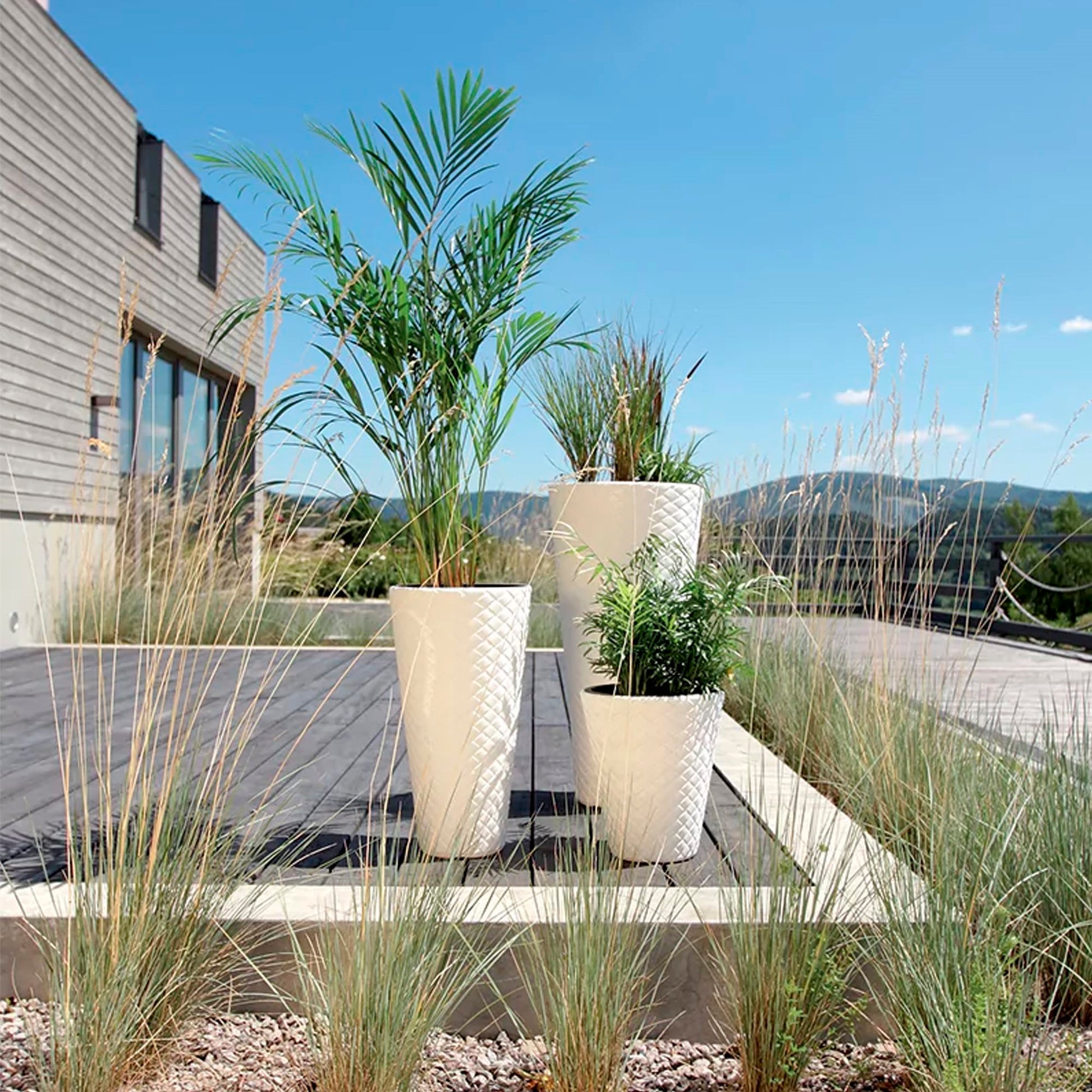 Macetero Slim Matuba 57l., Con Depósito, Dimensiones (mm) 400x400x780, Color Blanco