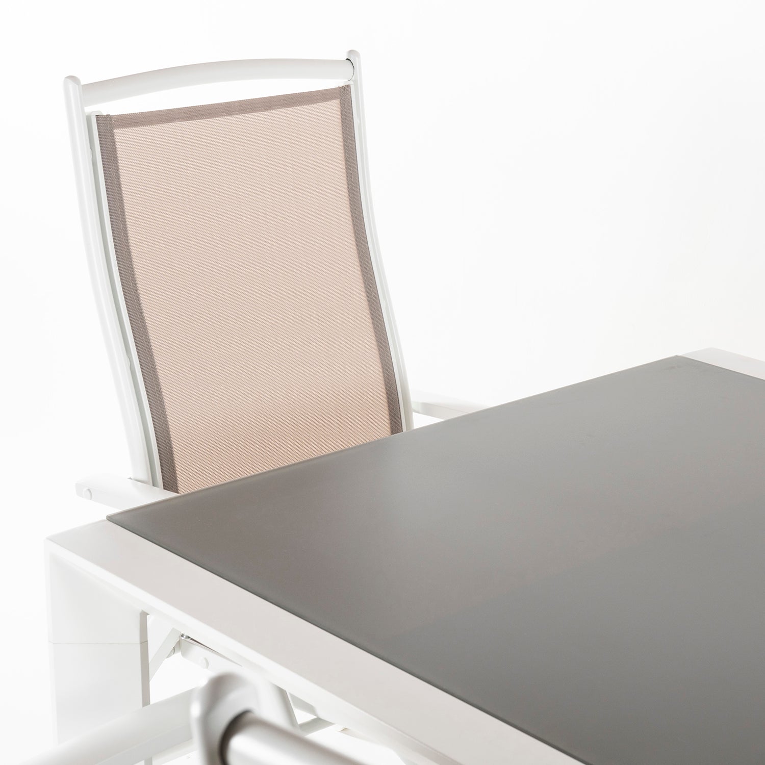 Conjunto Para Jardín Mesa Extensible 160-210 Cm Y 6 Sillones Reclinables De Color Blanco_4