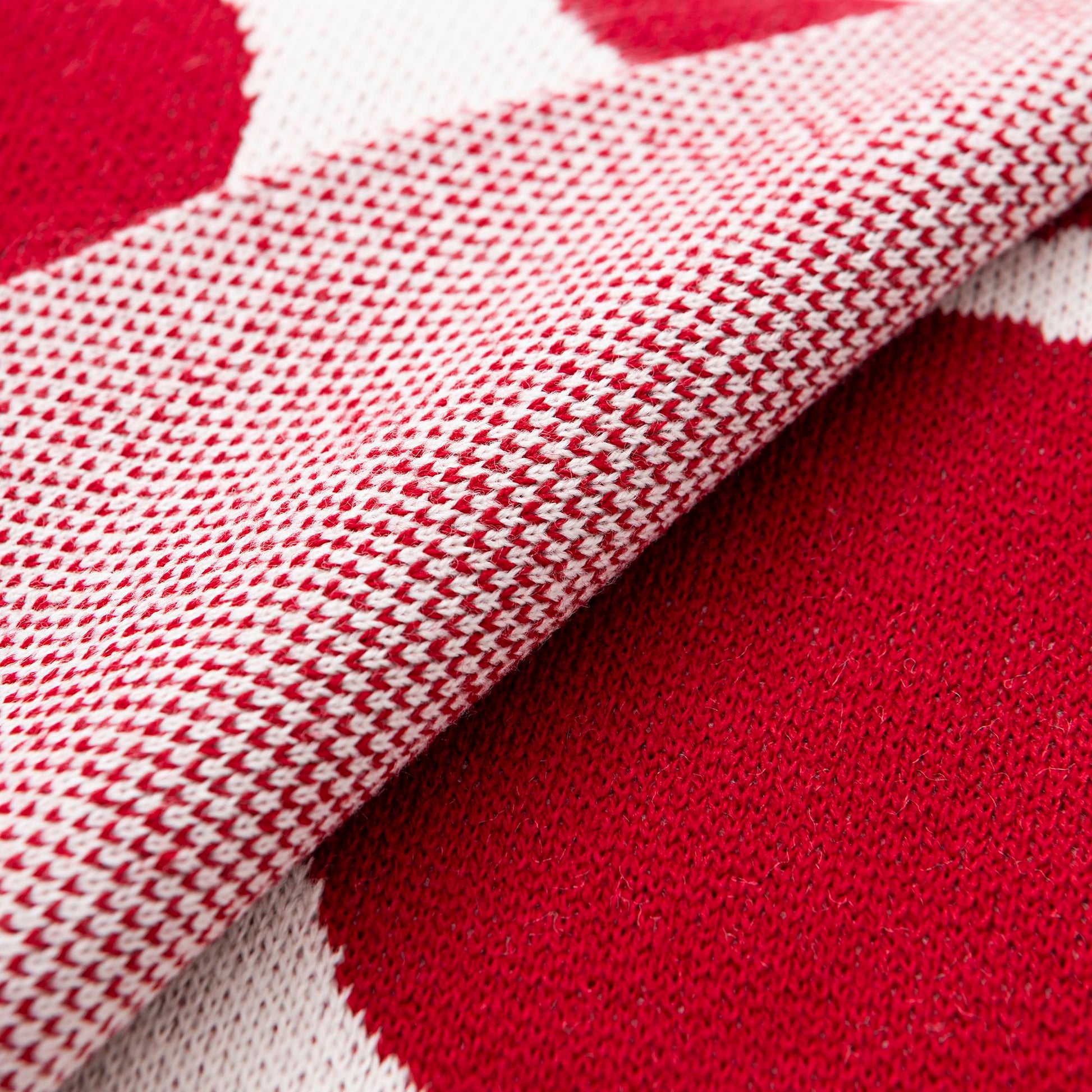 Manta 140x190cm 100% Acrilico 1000gr Topos Rojos Benetton_4