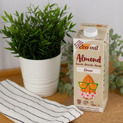 Bebida à base de plantas EcoMil Classic Bio Almond 1 L