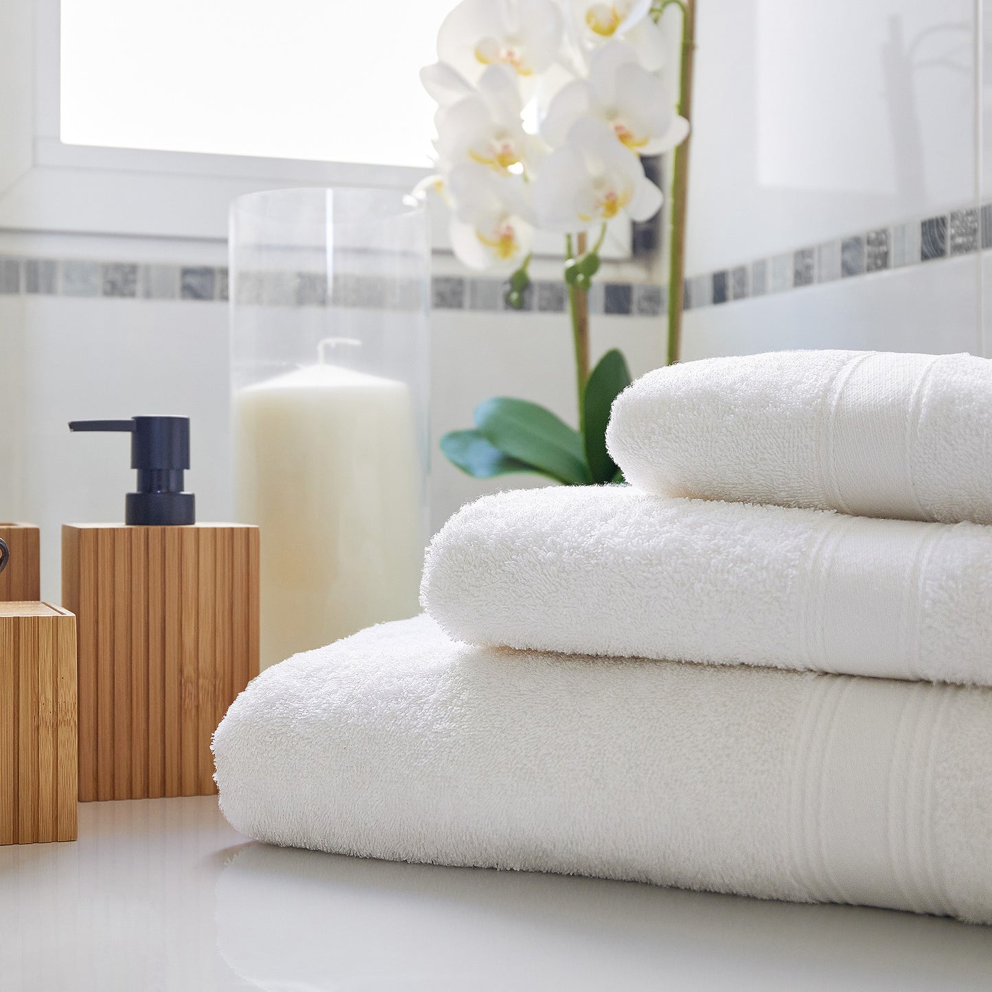 Juego De 4 Toallas De Baño: 2 Toallas De Lavabo 50x90; 2 Toallas De Ducha 70x140cm 450 Gr/m2 100% Algodón Blanco_3