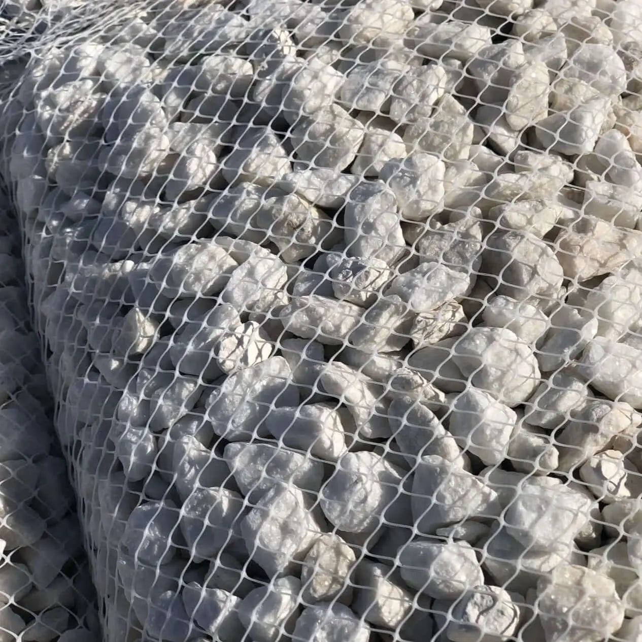 Grava Blanca Premium / Saco 20 Kg. / 12-20 Mm_0