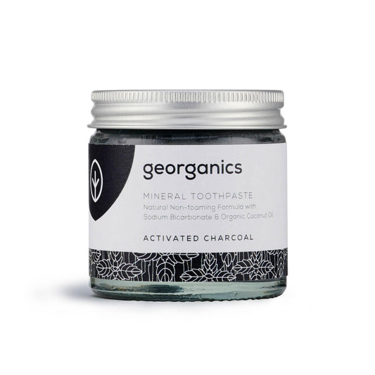 Pasta de dentes com óleo de coco e carvão ativado da Georganics