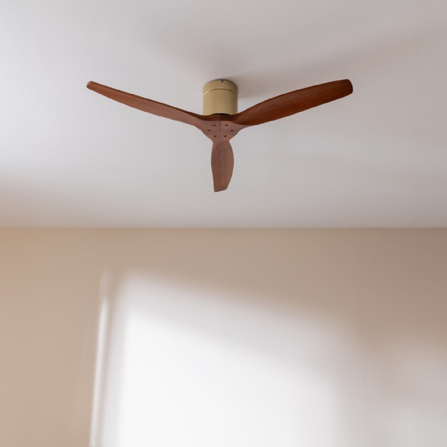 Cecotec Ventilador De Techo Sin Luz Energysilence Aero 5500 Aqua Golddarkwood Connected Cecotec_4
