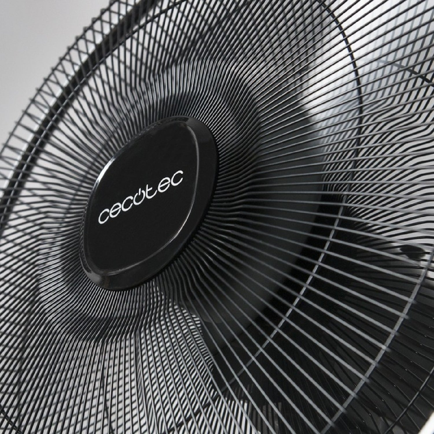Cecotec Ventilador De Pie Energysilence 1020 Extremeflow_1