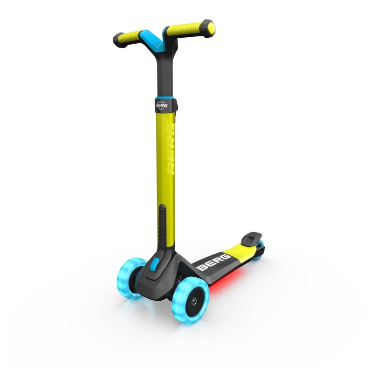 Patinete Berg Nexo Plegable Con Luces Led En Plataforma Verde._0