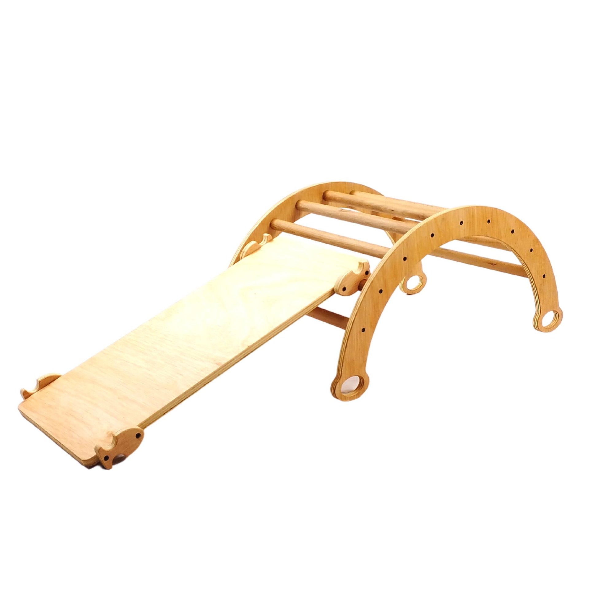 Arco De Aprendizaje Y Balancín Pikler De Madera + Rampa Presas. Med: 80 X 50 X 45 Cm. Arekrp0008. Woodgo._2