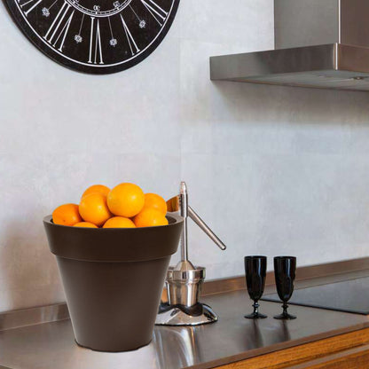 Macetero De Polietileno Por Rotomoldeo Color Bronce 35x30 Cm