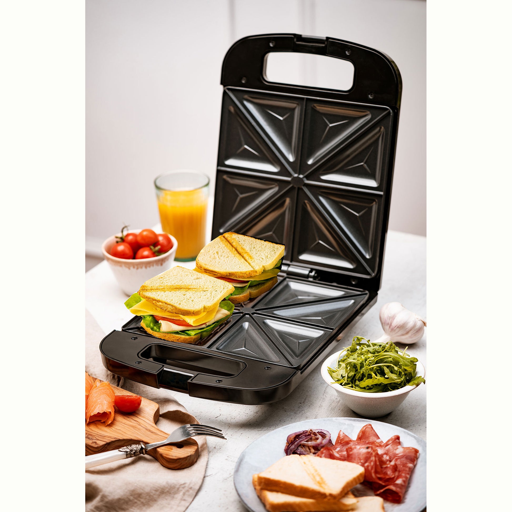 Sandwichera, 4 Sandwiches, Placas Antiadherentes, Tostado Perfecto, Acero Inoxidable, Compacta Adler Ad3055 2000w_2