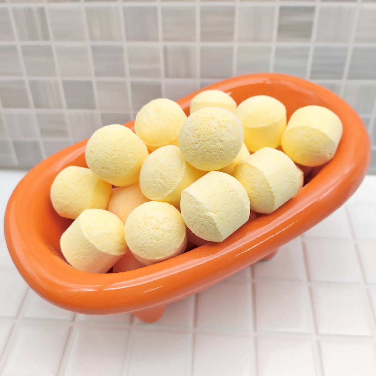 200 Mini Bombas Efervescentes Para Manicura Y Pedicura - Aroma: Piña Colada - Pack Especial Profesionales_4
