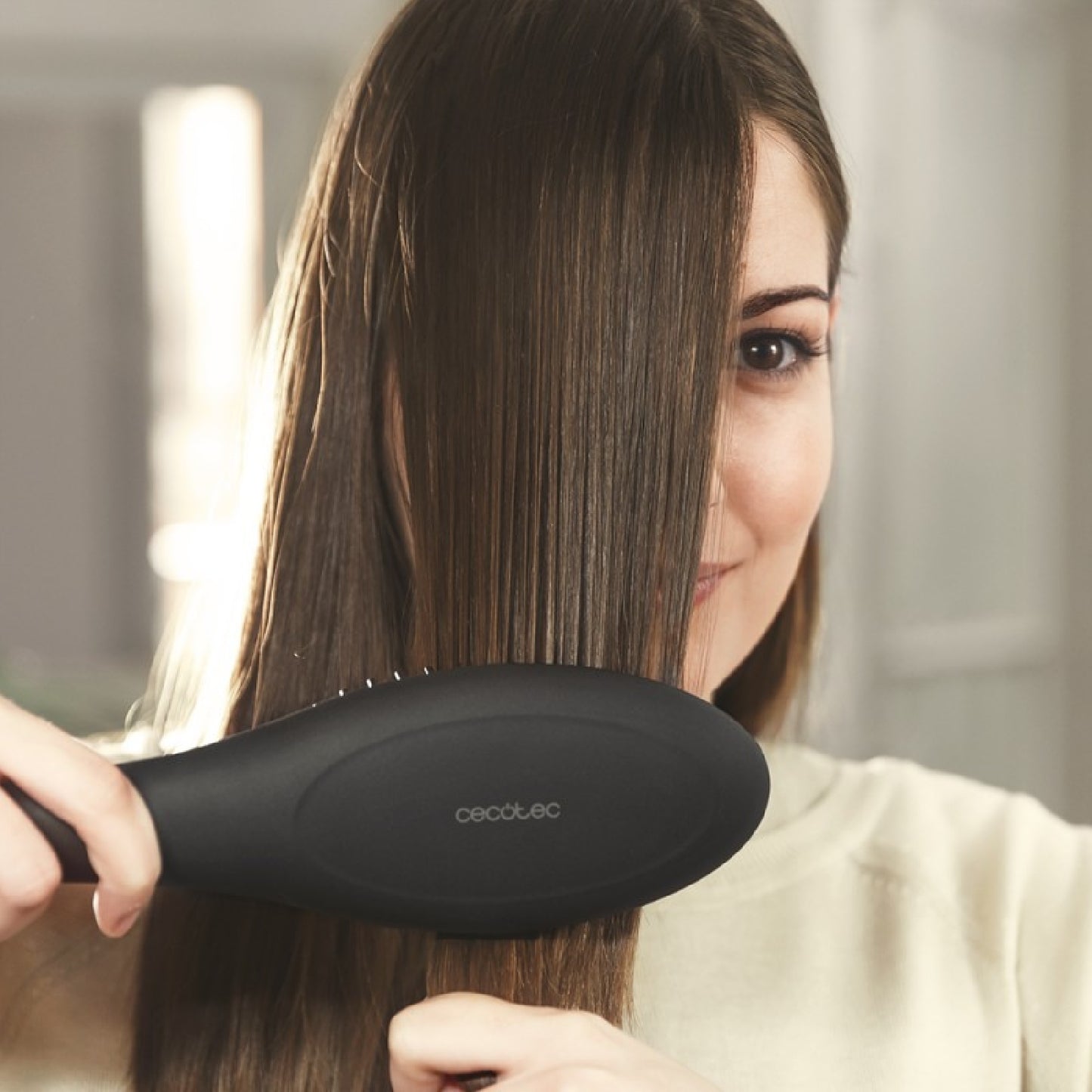 Cecotec Cepillo Alisador De Cerámica Bamba Instantcare Perfectbrush. 61 W Revestimiento De Queratina Y Aceite De Argán E_2