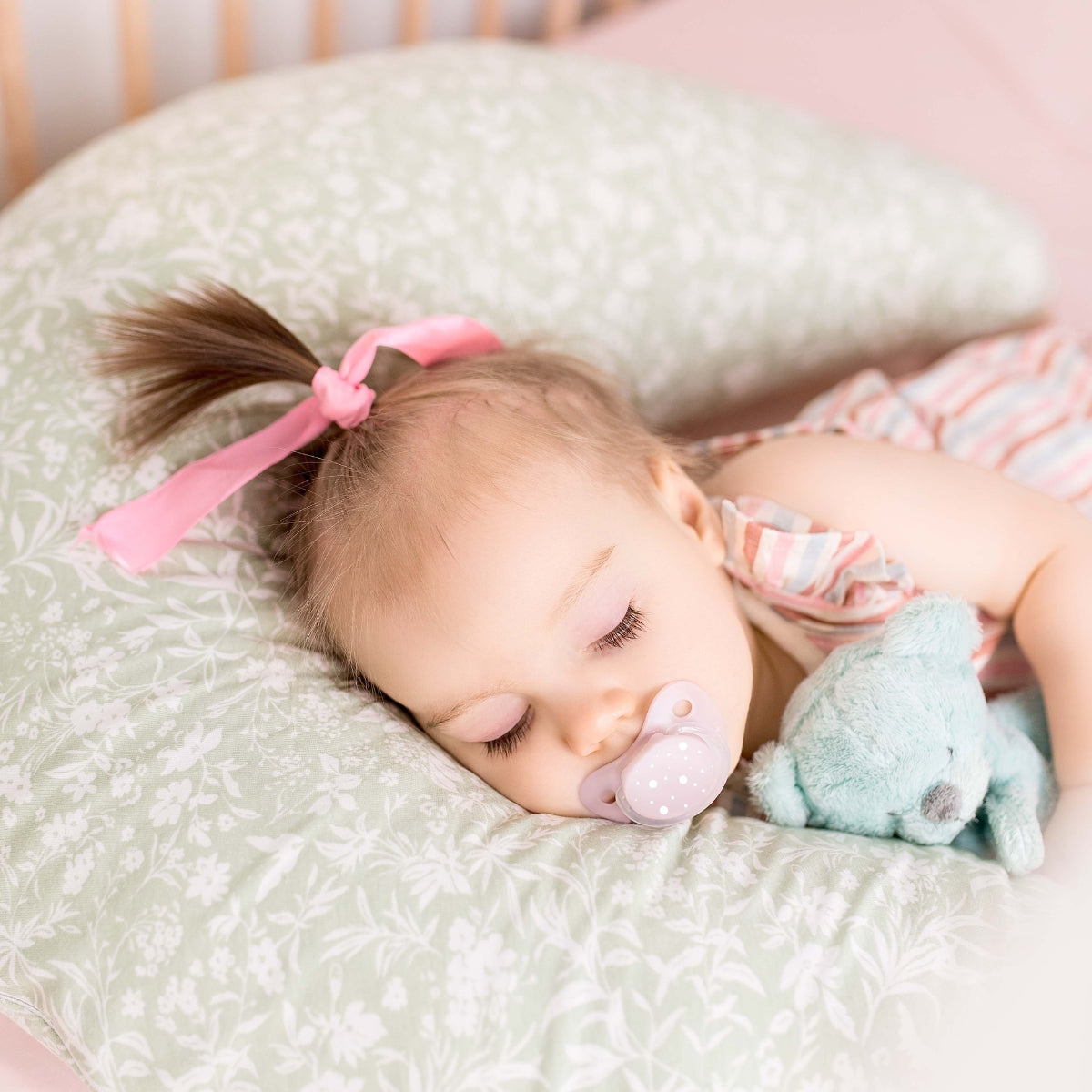 Cojín De Lactancia Huggy Basic Grey Stars_4