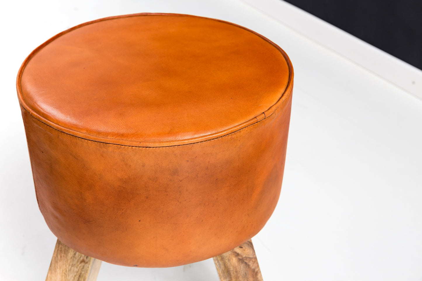 Taburete De Madera_4