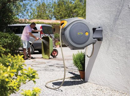 Enrolador de mangueira automático Hozelock AutoReel Flowmax 30m