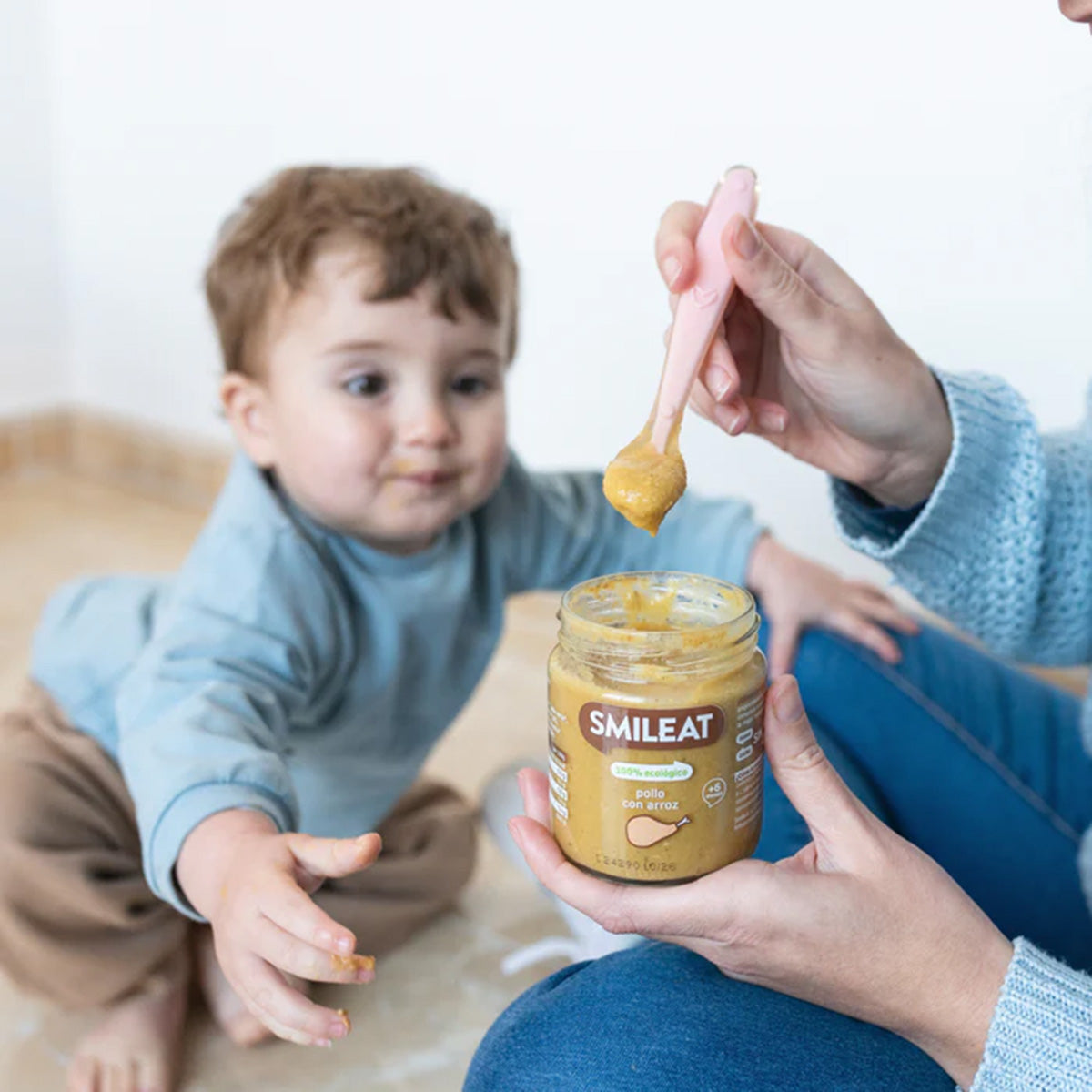 Embalagem de 2 frascos de frango e arroz biológico Smileat +6 meses, 230g
