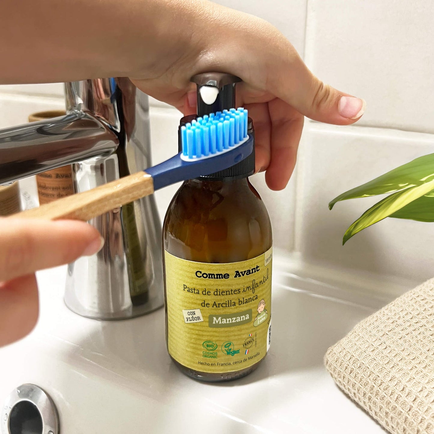 Pasta De Dientes Infantil De Manzana_1