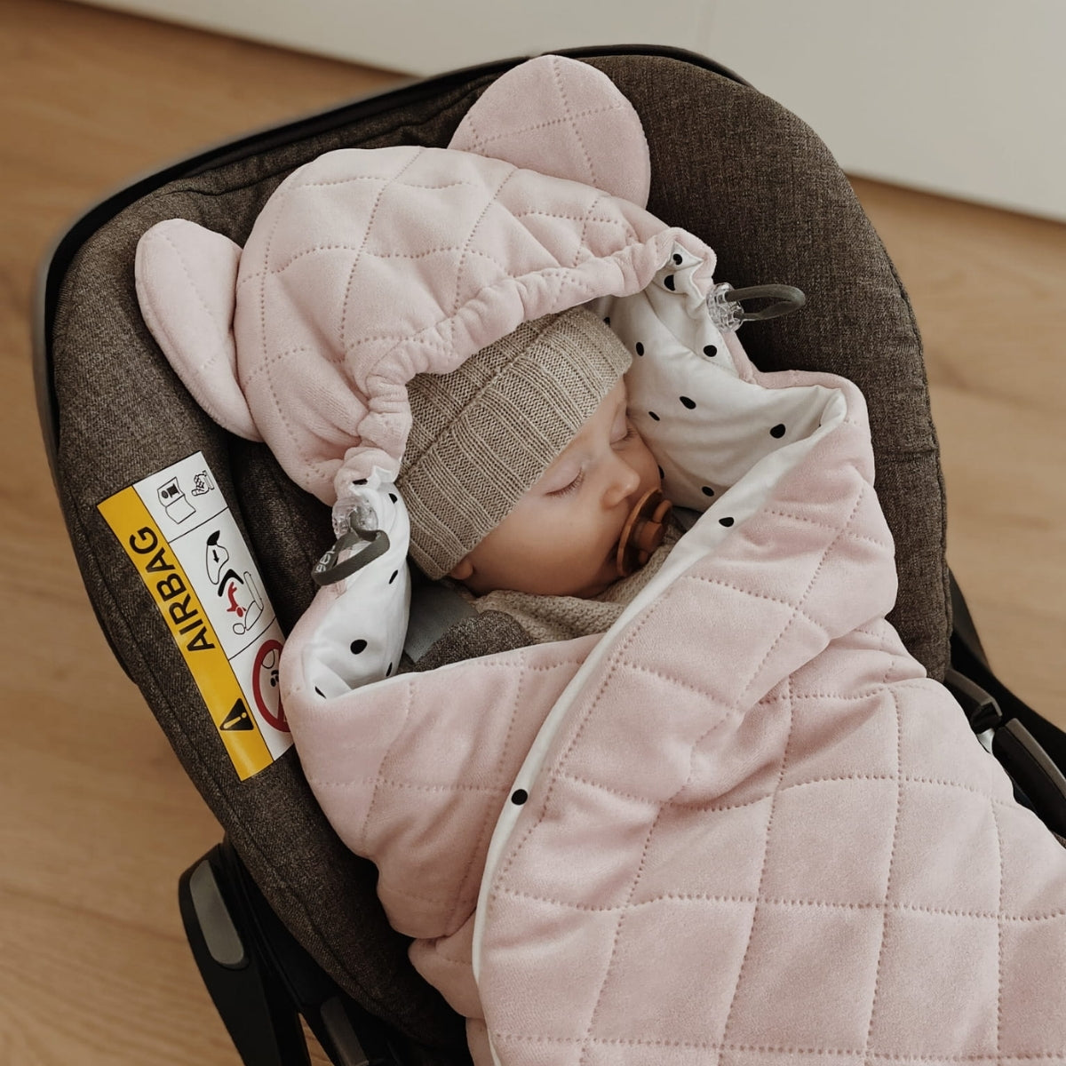 Saco Para Grupo 0 Unviersal Invierno Royal Baby Sand_4