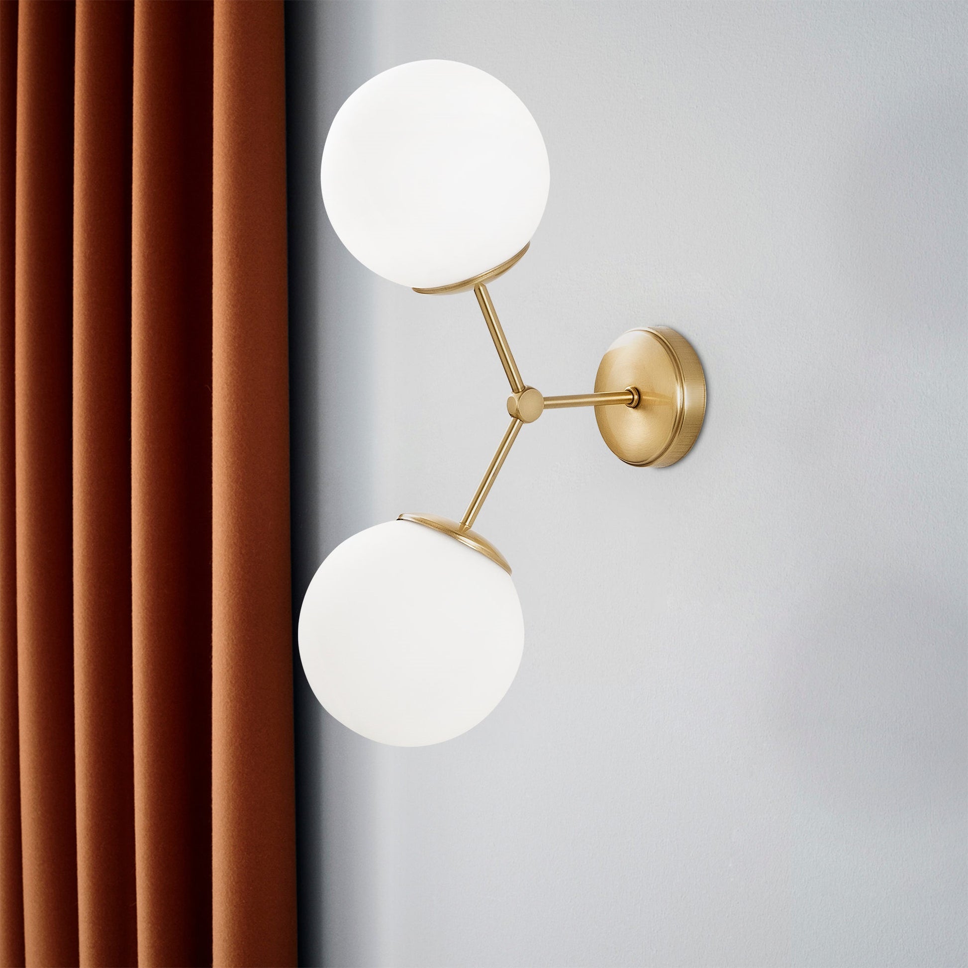 Aplique De Pared, Metal , Amarillo

blanco, 28x15x44, Casquillo 2 X E 27 Max 40 W