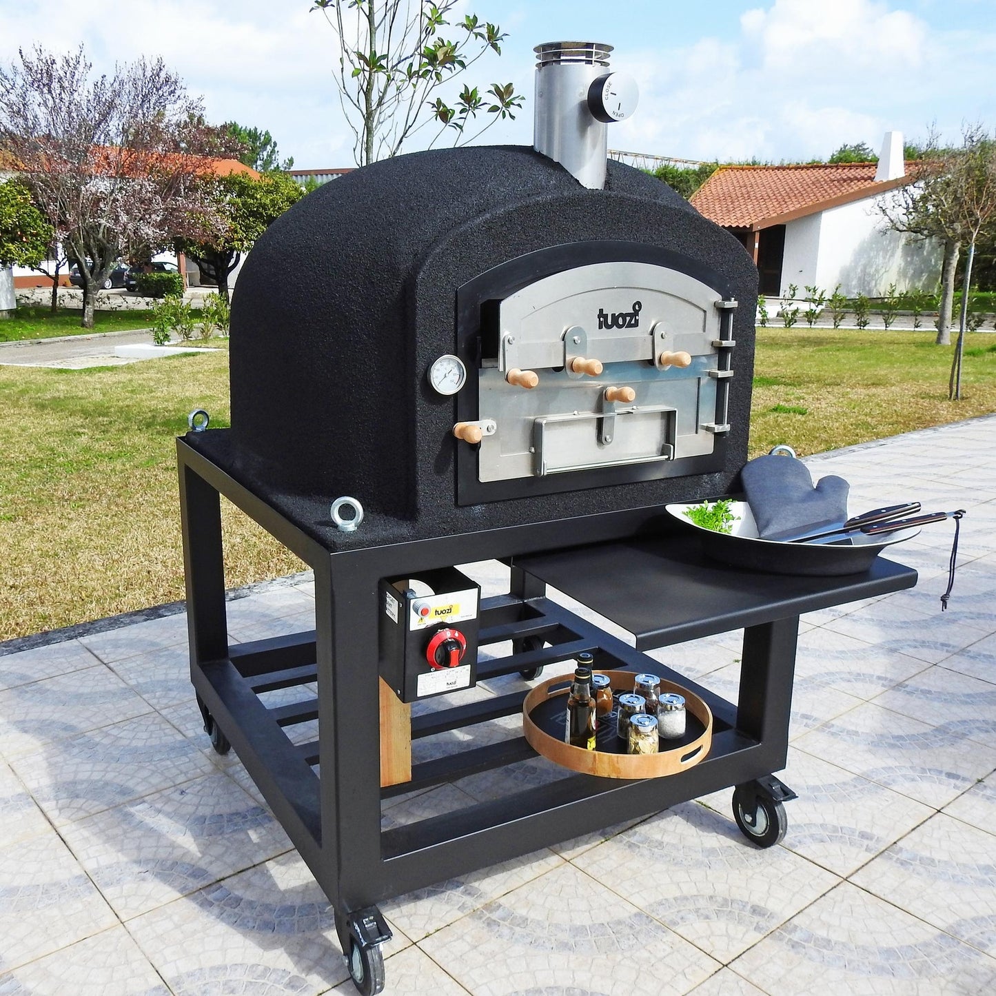 Forno Kitaway com queimador Tuozi e base em metal