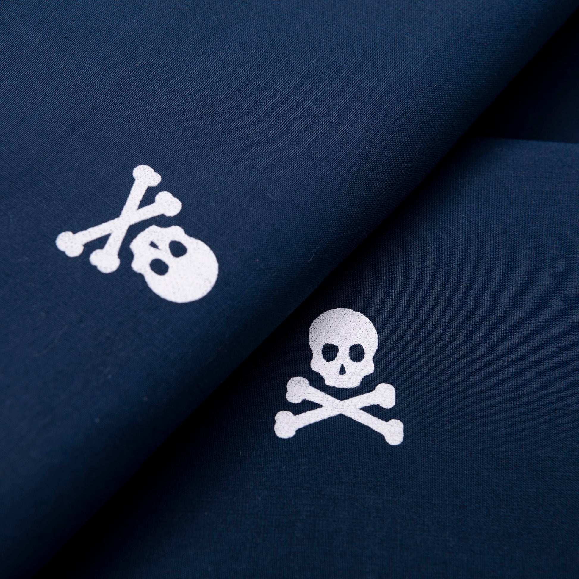 Set Cama (funda Nórdica 240x220 + 2 Fundas Almohada 50x85cm) 100% Algodón Navy Calaveras Scalpers Home_4