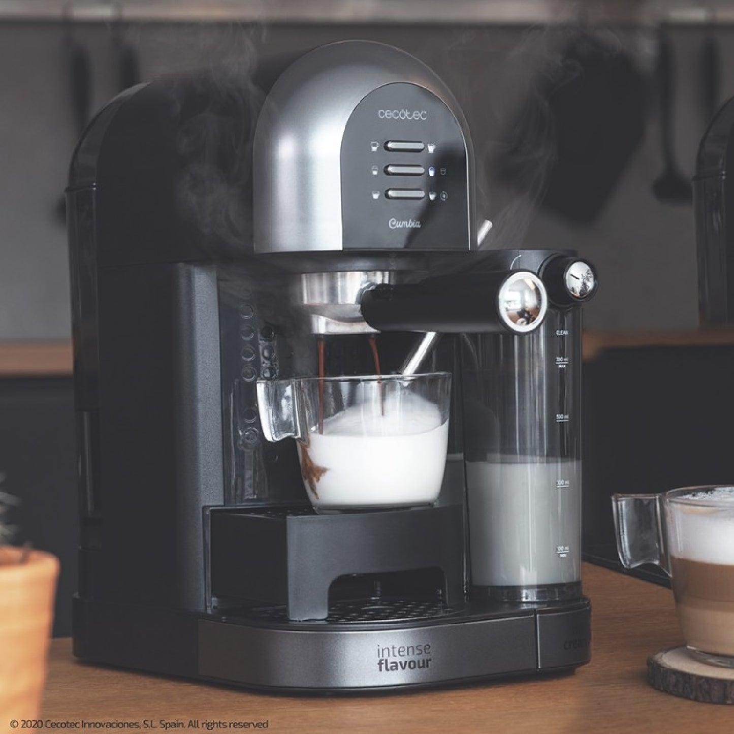 Cecotec Cafetera Semiautomática Instant-ccino 20 Chic Serie Nera Cecotec_4