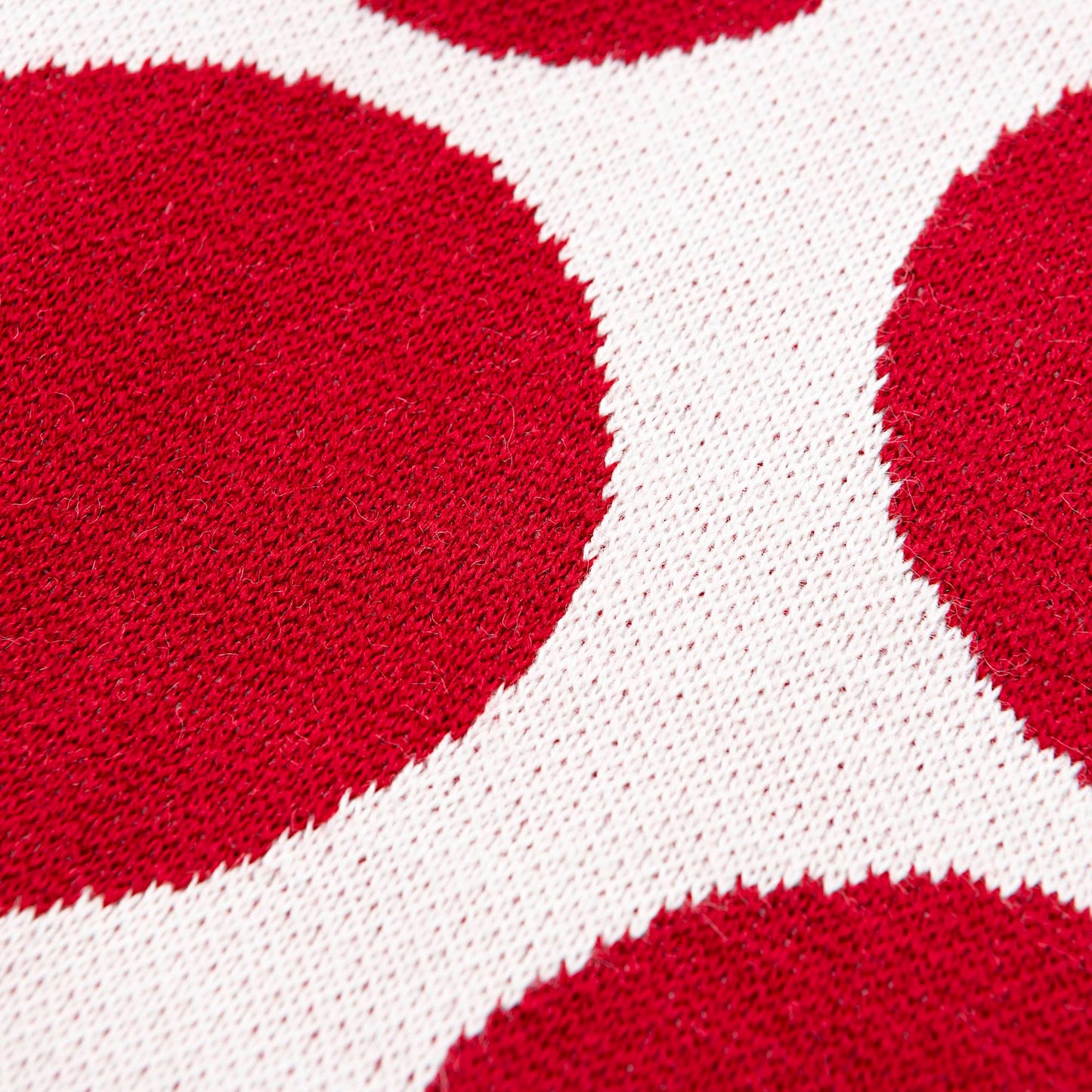 Manta 140x190cm 100% Acrilico 1000gr Topos Rojos Benetton_3
