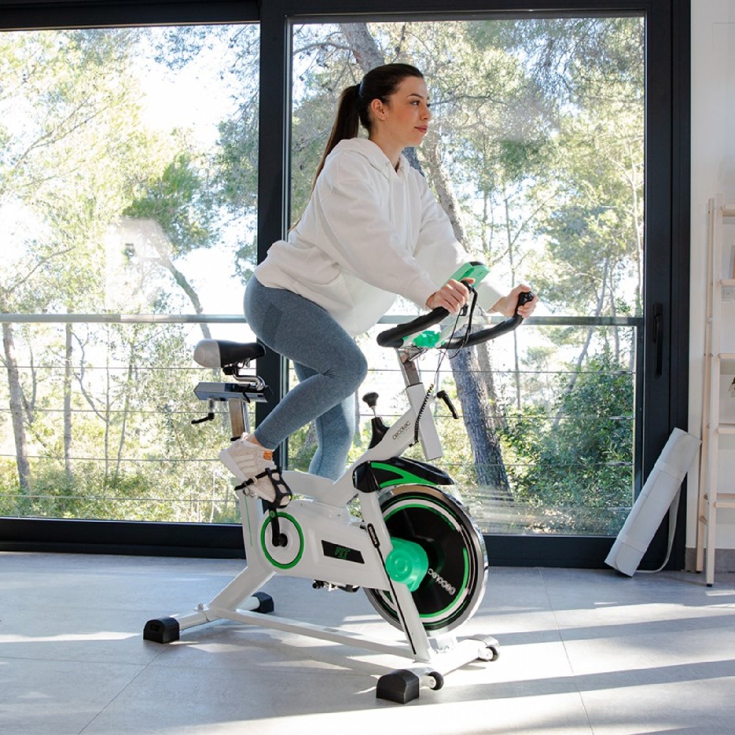 Cecotec Bicicleta Indoor Profesional Extreme. Volante De Inercia De 16 Kg, Pulsómetro, Manillar Y Sillín Regulable_3
