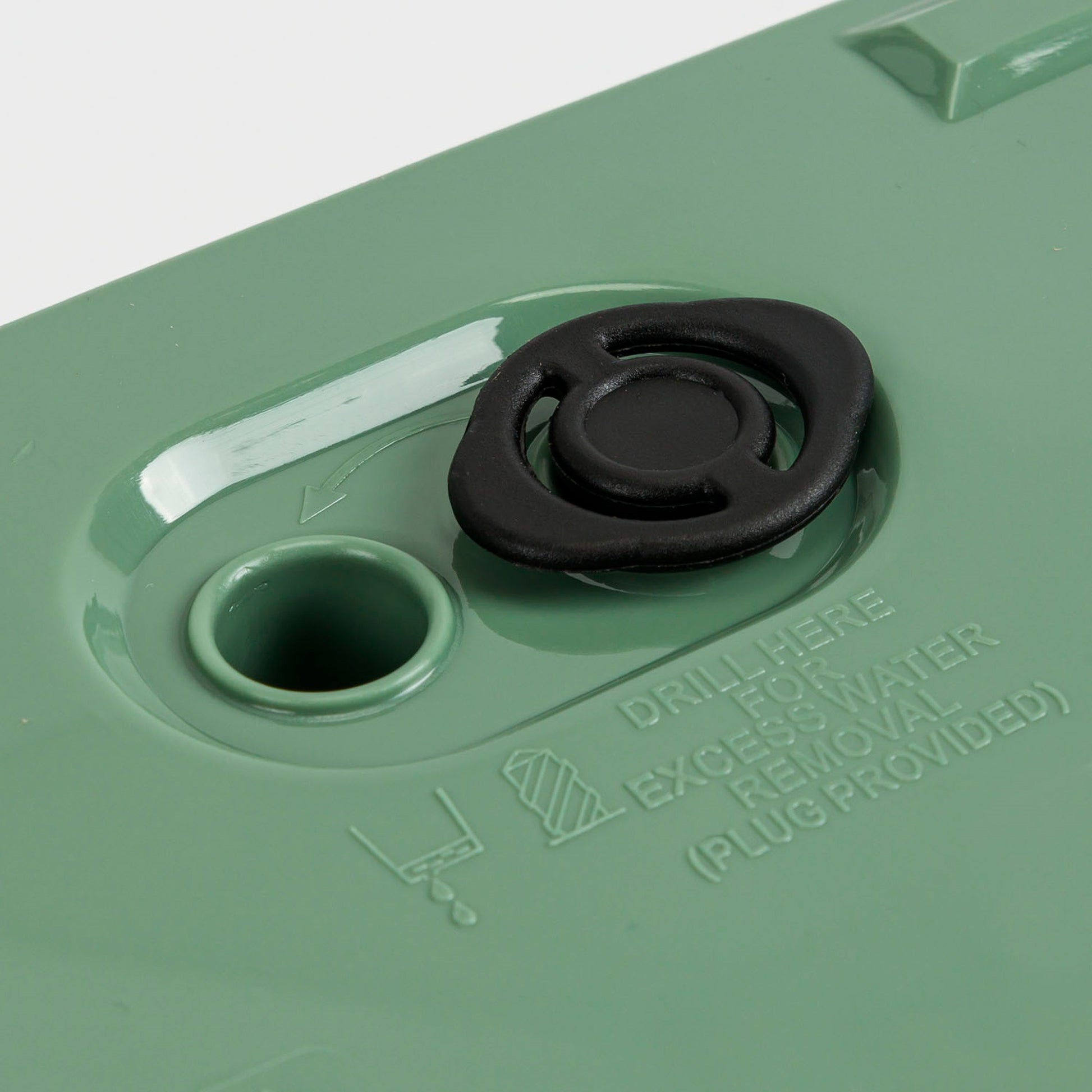 Macetero Color Verde Tierra, Con Depósito, Colección Furu, De 24 X 24 X 23,5 Cm, Capacidad De 7,5 L.