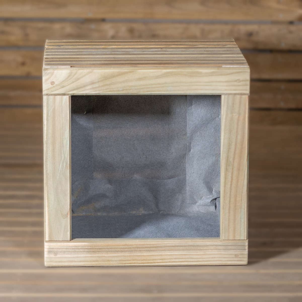 Jardinera Luxe De Madera Tratada Vidahuerto 40x40x40 Cm.