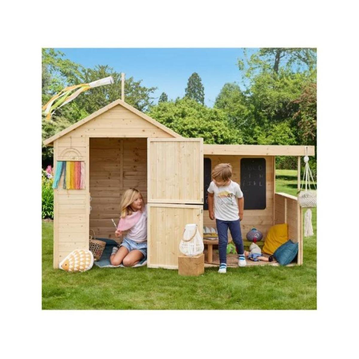 Casa de jogos infantil Sarah Soulet com varanda