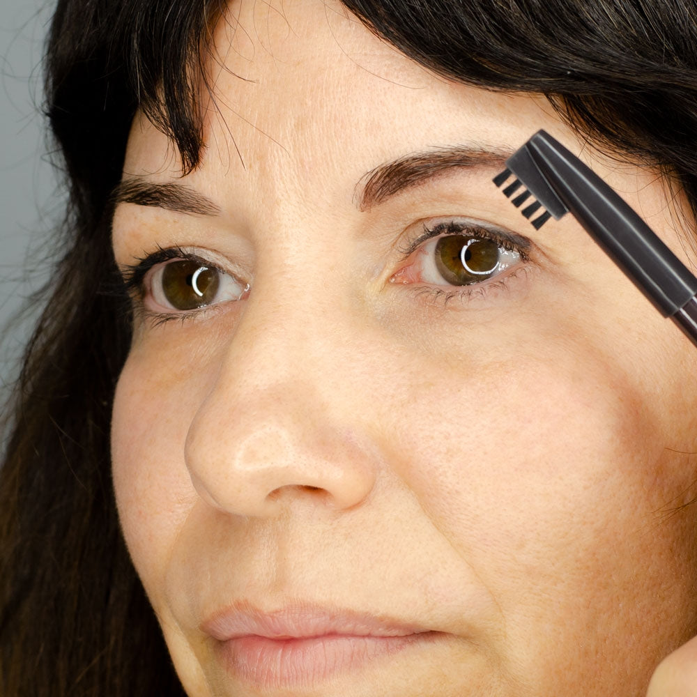 Lápiz De Cejas Brown Camaleon Cosmetics_2