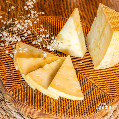 Queso Del Abuelo Añejo En Aceite De Oliva Virgen Extra [1/4] (0,7/0,8 Kg)_1