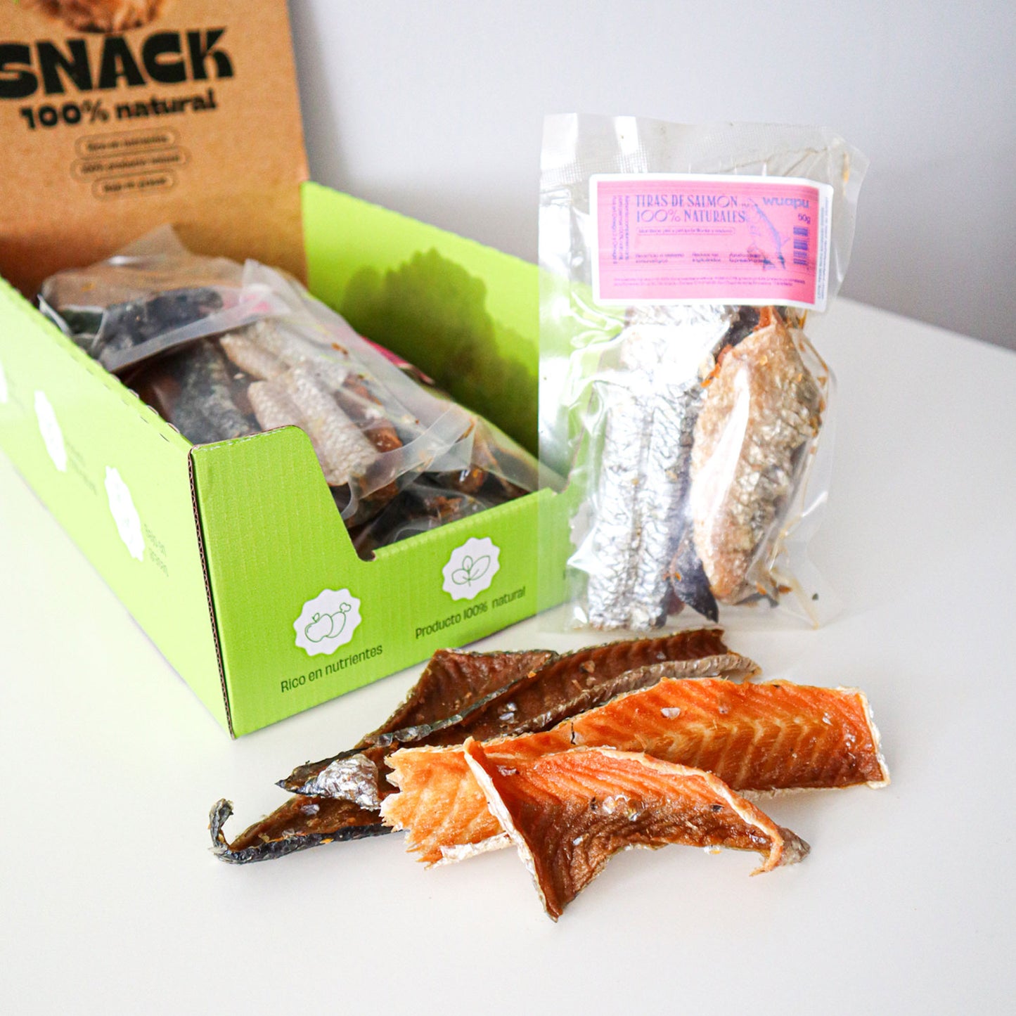 Snack Natural Para Perro Tiras De Salmon 50g X 12 Bolsas Wuapu_1