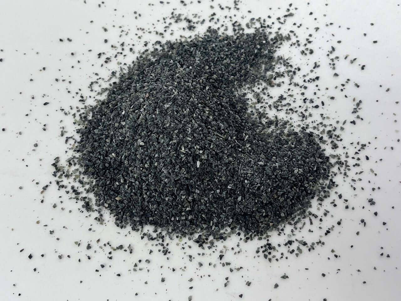 Olivino Arena Chorreo Antisilicosis / 0.6-1 Mm / Saco 20 Kg_2