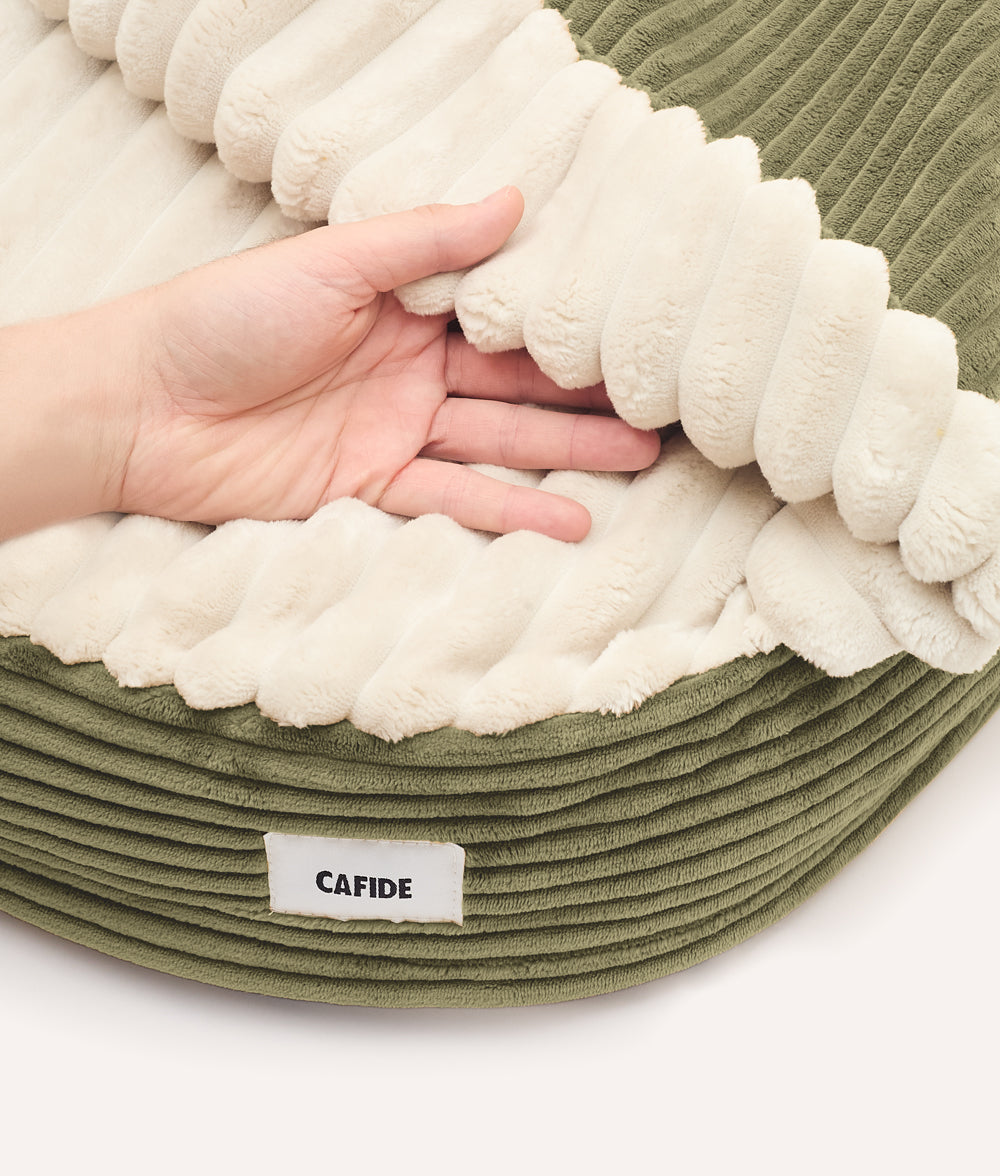 Cafide Cama Con Capucha Para Perro Con Tejido De Pana Verde. Modelo Maso. Talla S (50x60x10 Cm)_4