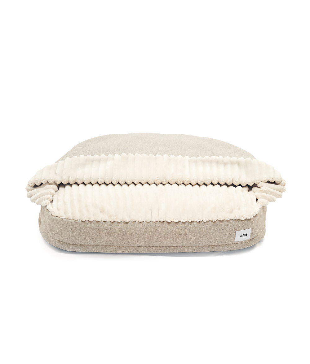 Cafide Cama Con Capucha Para Perro Con Tejido Chenilla Beige. Modelo Maso. Talla M (60x80x10 Cm)_0